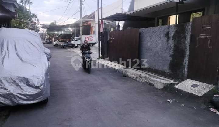 2-story house suitable for Strategic Office on Teuku Umar Barat, Denpasar. 2