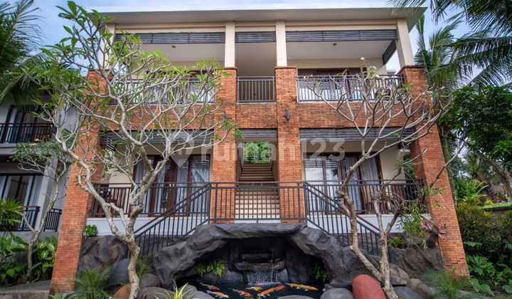 Villa Lengkap View Sawah 3 Pool 4 Bangunan di Pengosekan, Ubud
