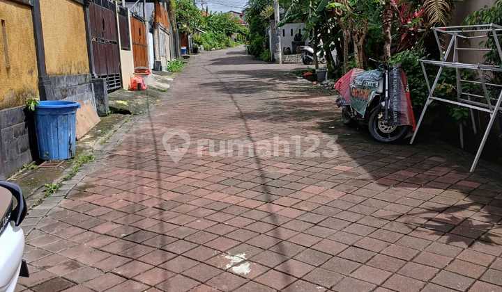 Rumah Di Jl Wayan Gentuh Dekat Pusat Perbelanjaan 2