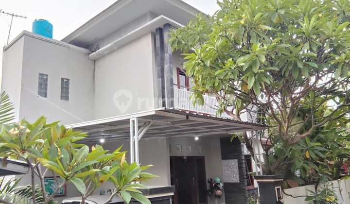 2-Story House Semi-Furnished Strategic Location Gatsu West Denpasar 2-Story House Semi-Furnished Strategic Location Gatsu West Denpasar