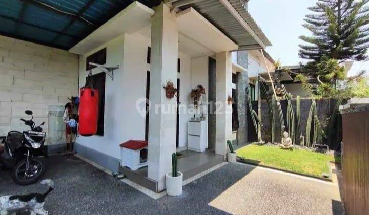 (43). Rumah Jual Dua Lantai Area Dalung  2