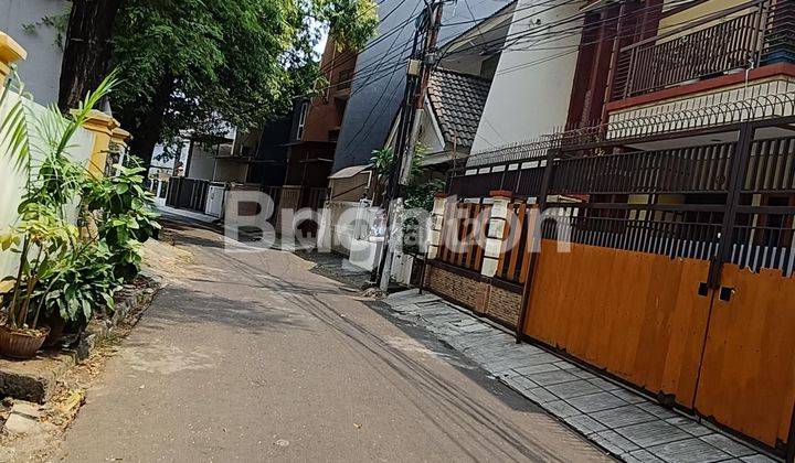 Rumah Duri Kepa, Dekat Tanjung Duren,  Lebar 9, Row 2 Mobil 2