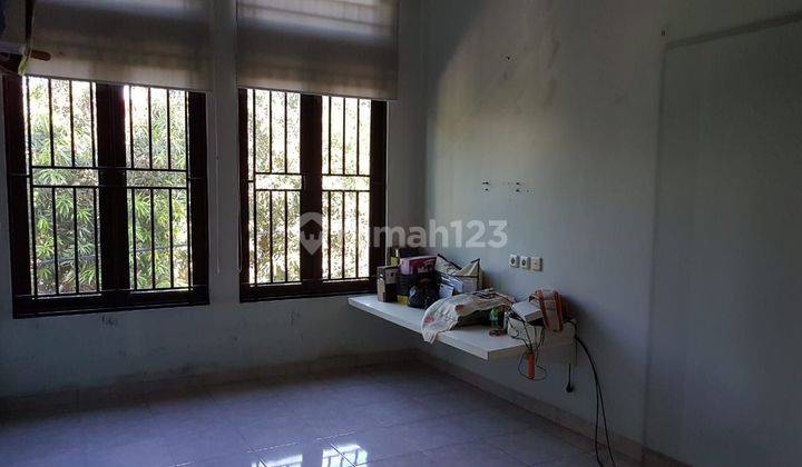 Dijual Cepat Rumah Bagus 3,5 Lantai Br 4+1, Tidak Banjir 2