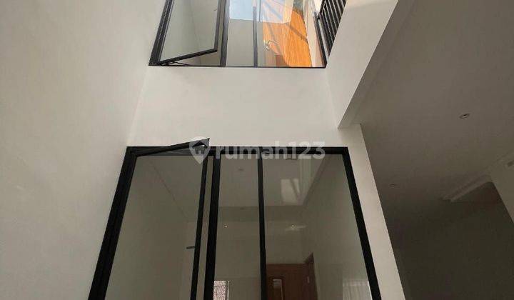 Rumah Brand New, Cantik, Bersih, Siap Huni Di Cengkir Barat, 4+1 Br 2