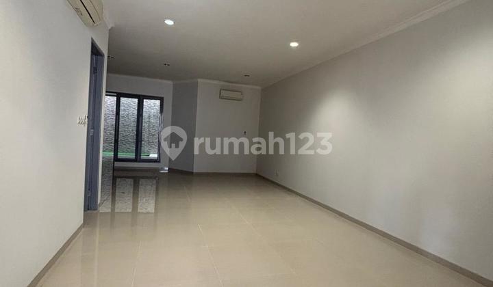 Beautiful Tidy House In Bukit Gading Mediterania, 3 Bedrooms Facing East Beautiful Tidy House In Bukit Gading Mediterania, 3 Bedrooms Facing East