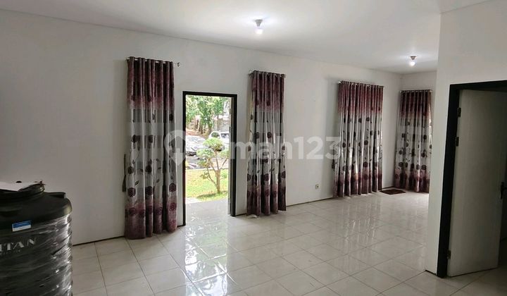 Rumah Hook  Siap Huni,luas, Cantik, Teduh, Asri Di Nirwana, Br 4+1