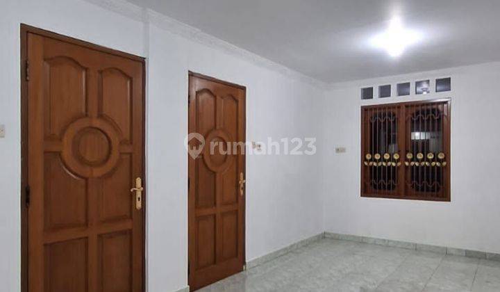 Rumah Bersih Cantik Dekat Kuliner Br 3+1, Semifurnished 1