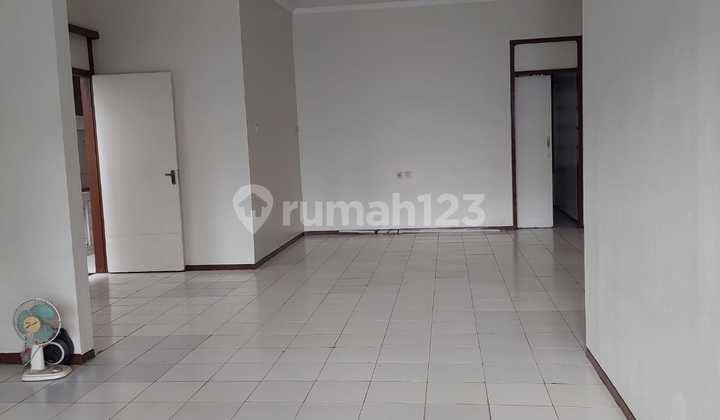 Rumah untuk Usaha Dekat Mkg Rumah untuk Usaha Dekat Mkg