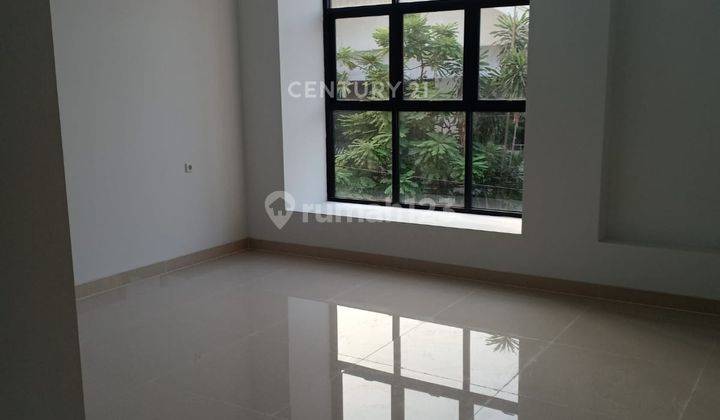 Rumah Lokasi Strategis Di Kavling Polri Jelambar Jakarta Barat 2