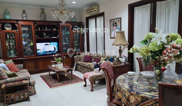 Rumah Bagus 2 Lantai Area Bintaro Sektor 1 Jakarta Selatan  1