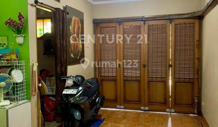 Rumah Cantik Di Petukangan Jaksel Lt 135 Lb 150 M2 2