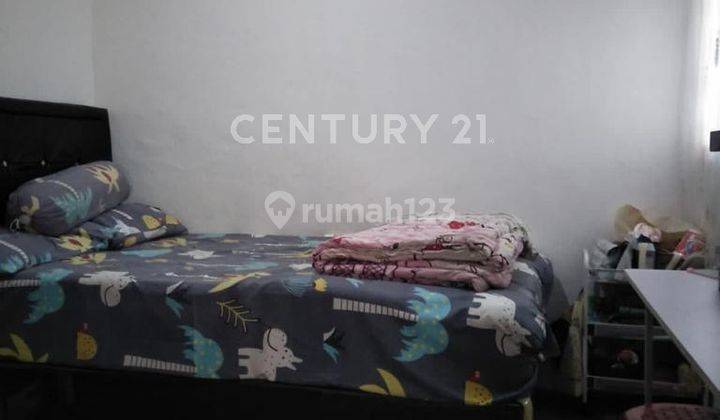 Rumah Cantik Harga Terjangkau Di Duta Bumi 2  2