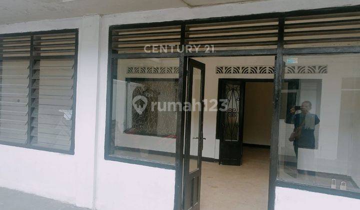 Rumah 2 Lantai Siap Pakai Area Jl Tebet Dalam Jakarta Selatan 2