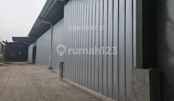 Hot Property 3 Units Warehouse Ex Light Industrial Factory in Daan Mogot Hot Property 3 Units Warehouse Ex Light Industrial Factory in Daan Mogot
