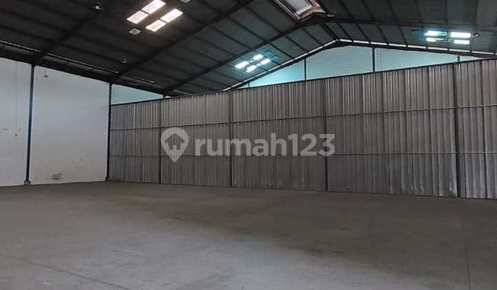 Tanjung Priok Warehouse Near the Port, Ready to Occupy. North Jakarta. Tanjung Priok Warehouse Near the Port, Ready to Occupy. North Jakarta.