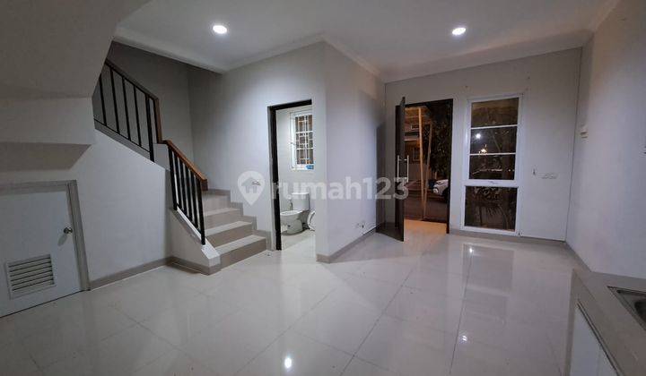 Rumah 2 Lantai di Bsd City, Tangerang 1