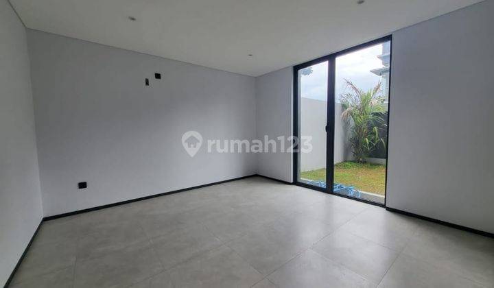 Rumah Baru Minimalis Setra Duta, Bandung 2