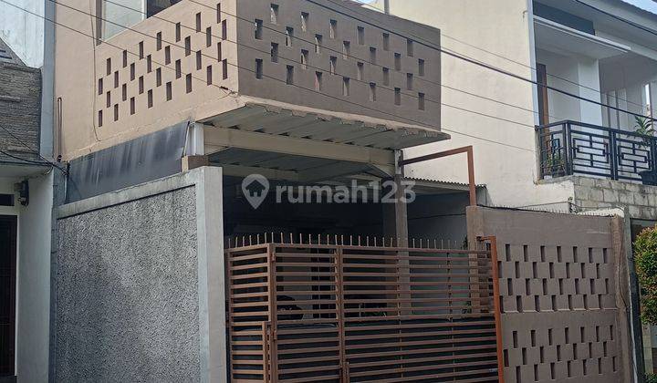  Dijual Rumah Di Cluster Victoria, Sentul City Ssr441  2