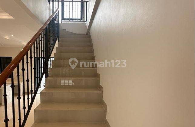  Dijual Rumah 2 Lantai View Gunung Di Sentul City Ssr543 2