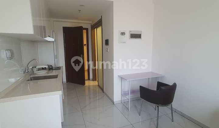 For Rent Fully Furnished Ready-to-Occupy Apartment in Alam Sutera For Rent Fully Furnished Ready-to-Occupy Apartment in Alam Sutera