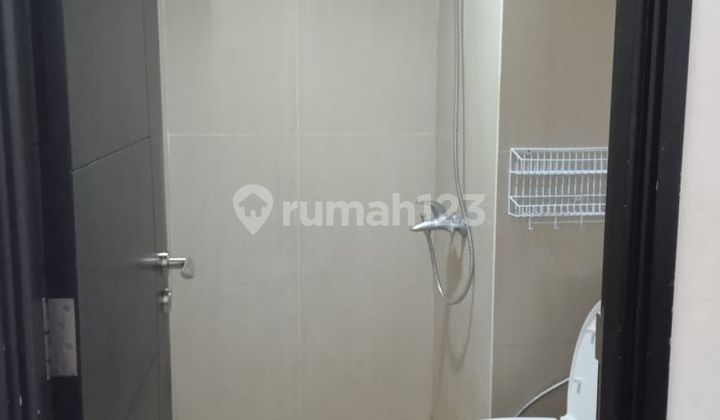For Rent: Vega Apartment Studio Type Semi Furnished 2
