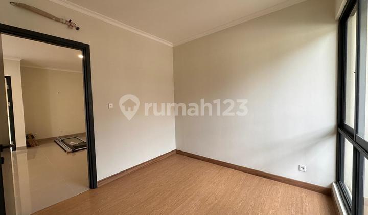 For Sale Corner Position House in Summarecon Gading Serpong Carson 2