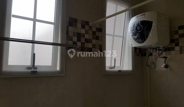 Disewakan Rumah Semi Furnished di Alam Sutera  2