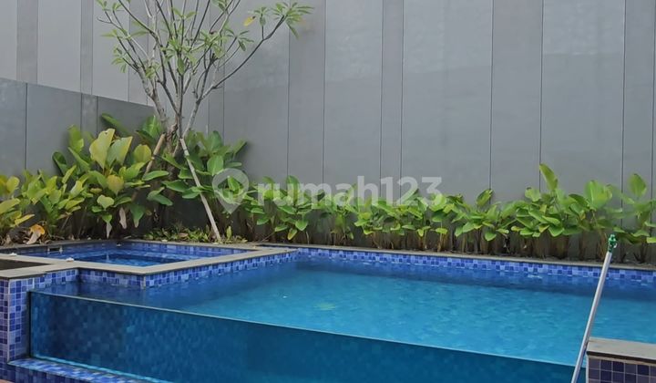 Rumah Di Lyndon Navapark Bsd Include Swimming Pool Bagus Terbaik di BSD Rumah