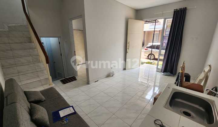 Amarillo Gading Serpong Cluster House, Neat, Good Location, South-Facing in Gading Serpong 2