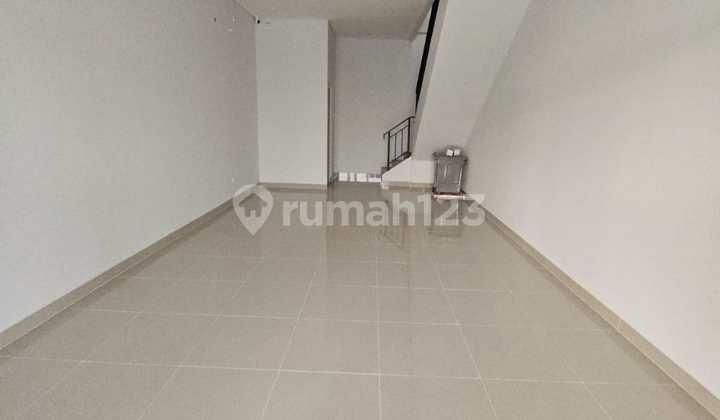 New 3-Story Illago Grande Shop House for Rent, Facing Main Road New 3-Story Illago Grande Shop House for Rent, Facing Main Road