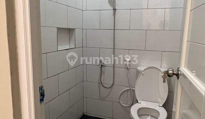 Rumah Bagus Bangunan Mandiri di Villa Dago Tol 2