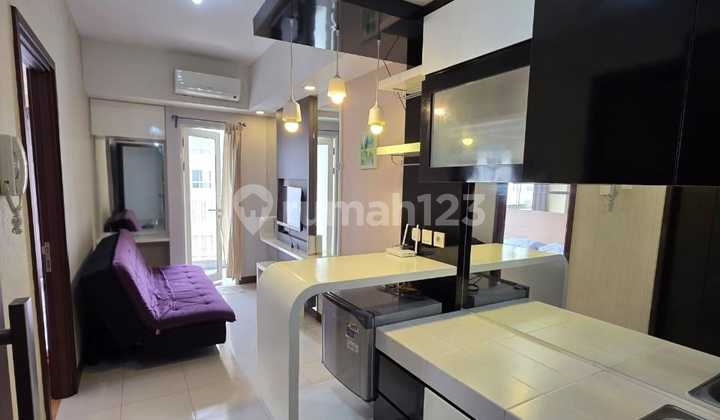 Scientia View Apartment Swimming Pool Fully Furnished Neat and in the Center of Gading Serpong