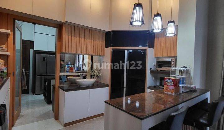 Di Jual Rumah 2 lantai di Lippo Karawaci, Tangerang 2