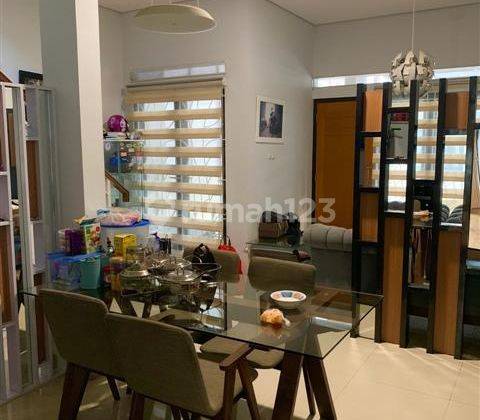 Rumah Murah 2 Lantai Bagus di Komplek Grand Panoramic Arcamanik 2