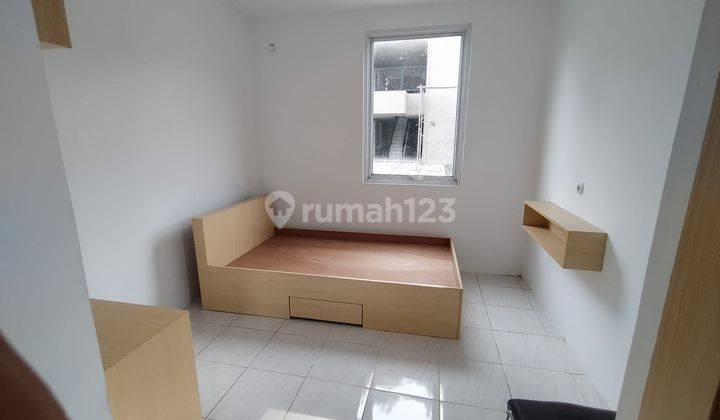 Rumah Kost 2 Lantai Baru Sangat Strategis Furnished di Jatinangor 2