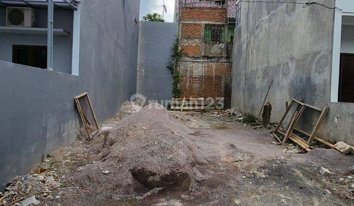 Tanah Matang 96 m² Lokasi Lingkungan Perumahan di Antapani Kidul 2