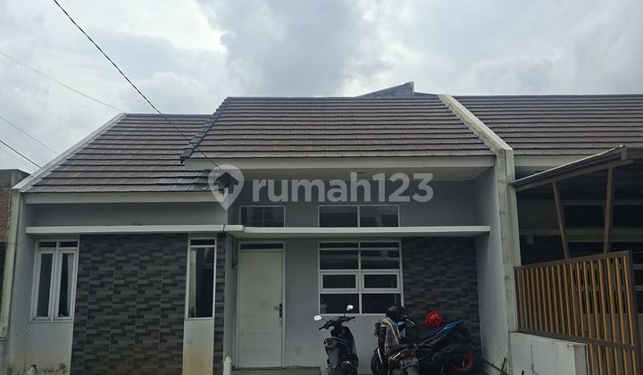 [09]Dijual Rumah di Komplek Sangkan Hurip Kopo Katapang Bandung