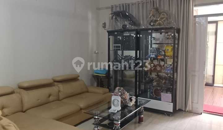 [06]dijual Rumah Sayap Sudirman