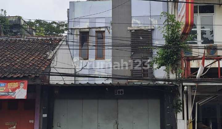 (12) For Sale/Rent 2-Story Shop House on Pagarsih Street, Kora, Bandung 2