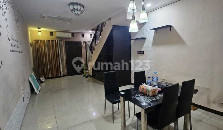 For Rent: Permata Palem House