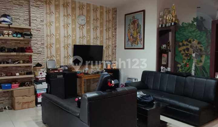 Di Jual Rumah Di Taman Surua3 2 Lantai