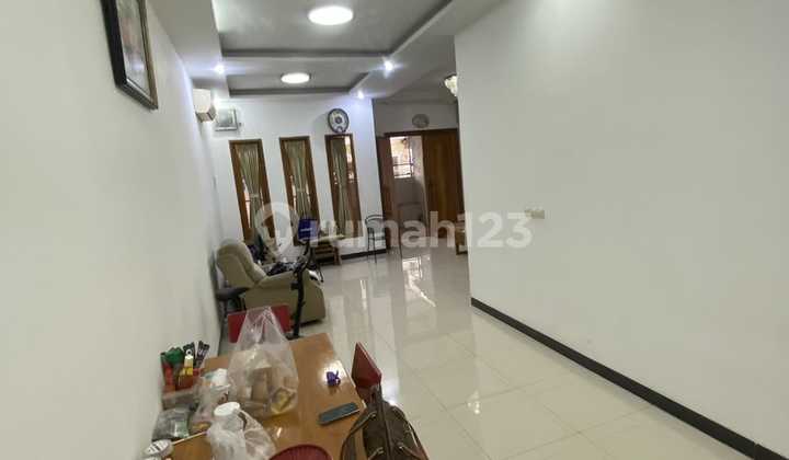 For Sale, Ready-to-Occupy House in Duta Garden 2