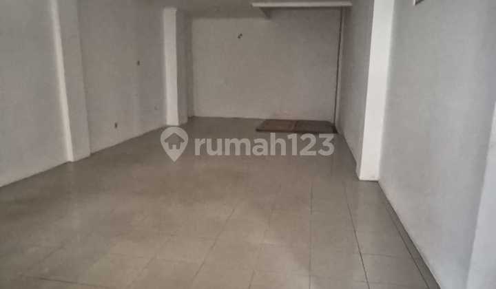 For Rent: Attached Shophouse at Ruko 1000 Pelangi