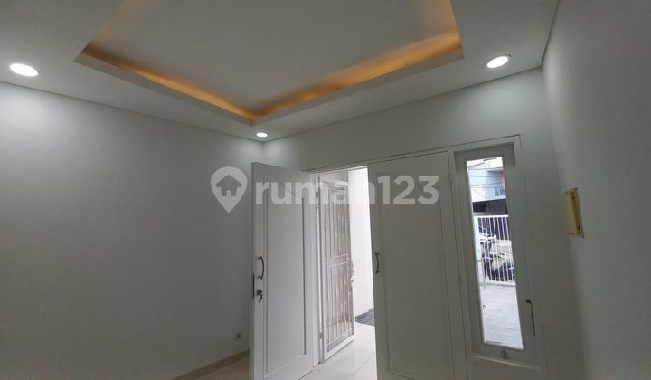 Dijual Rumah Taman Surya 2