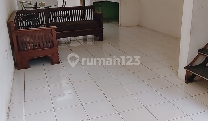 Dijual Rumah di Taman Palem Lestari