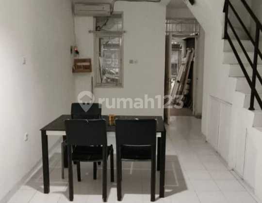 Di Jual Rumah Taman Palem Lestari