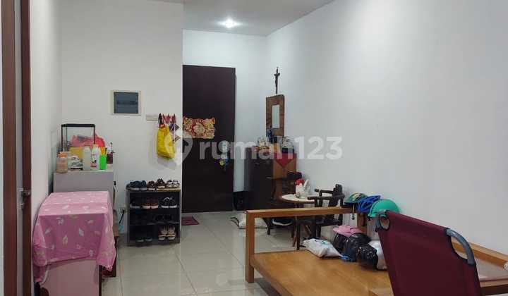 Di Jual Rumah di Kelapa Dua. Kebun Jeruk Jak-Bar 2