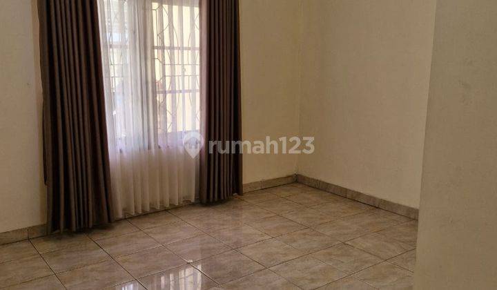 Dijual Rumah Minimalis Harga Bersahabat di Taman Holis Indah Bandung 1