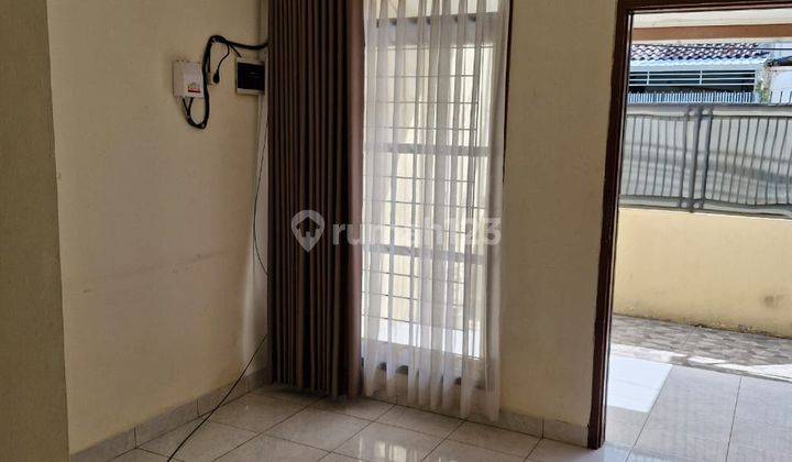 Dijual Rumah Minimalis Harga Bersahabat di Taman Holis Indah Bandung 2