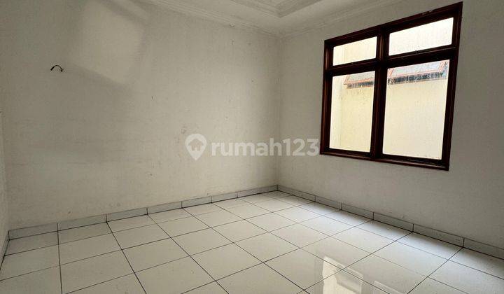 Jual rumah Pencahayaan Dg Sirkulasi Udara Yg Bagus Mainroad Dadali Bandung 2